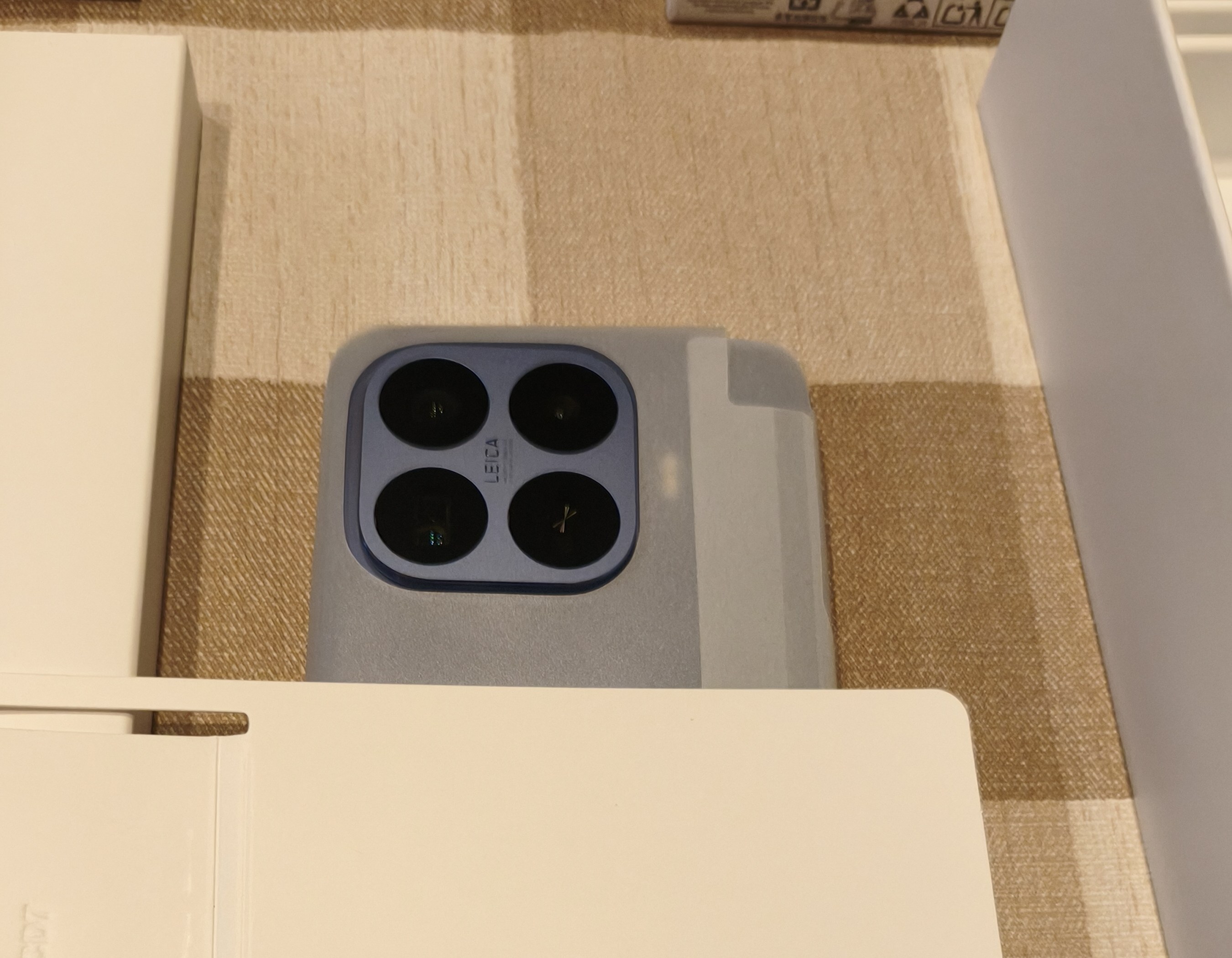 Xiaomi 17T Pro 本体 背面 カメラユニット シルバーブルー